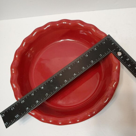 Emile Henry France Cranberry Red Pie Plate, Ceramic Crimped Edge Baking Dish - Picture 4 of 9